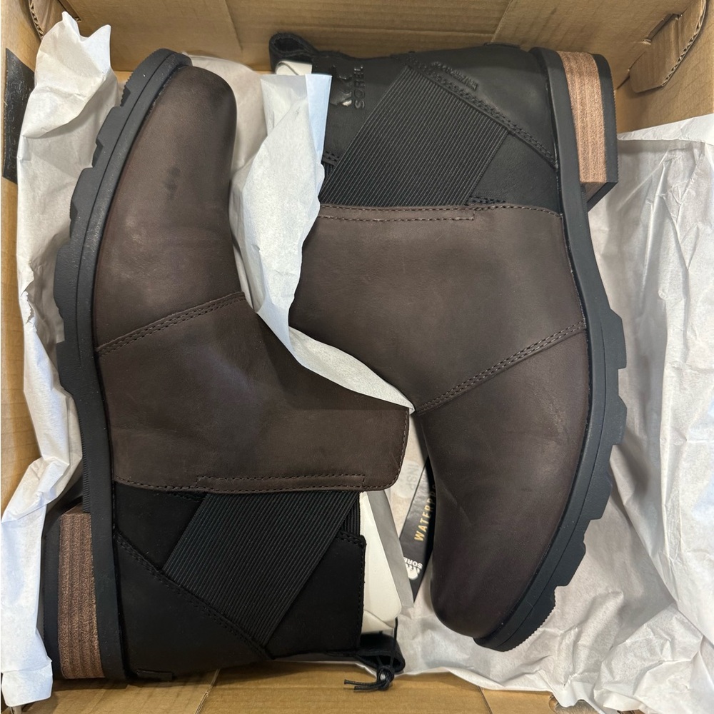 NIB Sorel Emilie Chelsea Boots 10.5